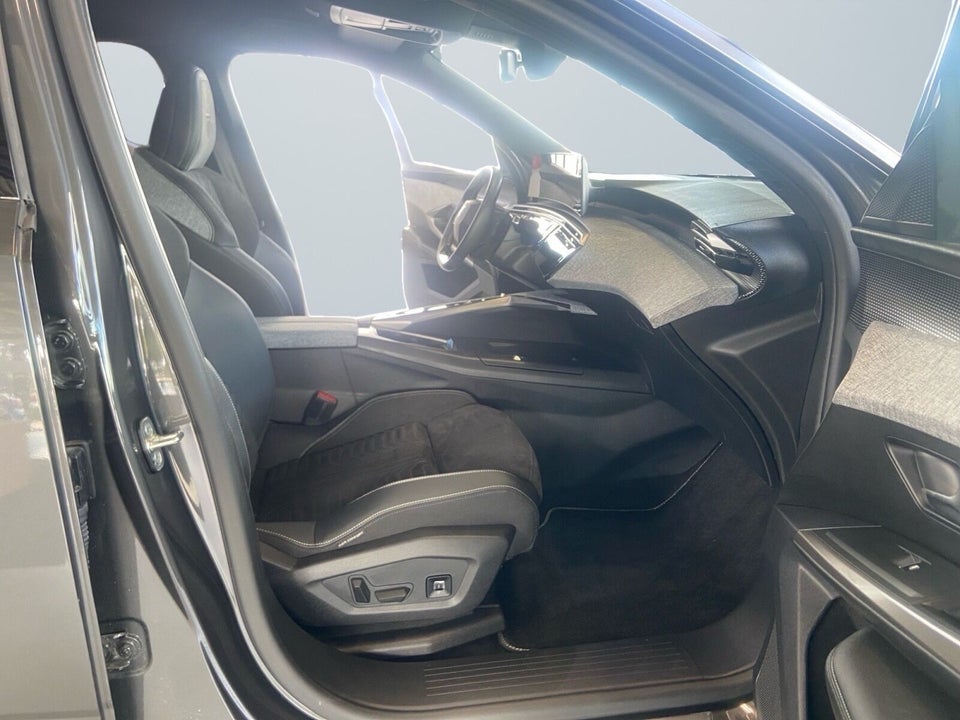 Peugeot e-5008 77 GT 7prs 5d
