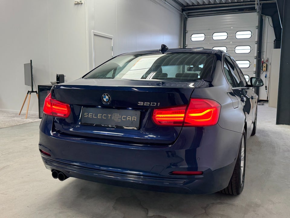 BMW 320i 2,0 Sport Line aut. 4d