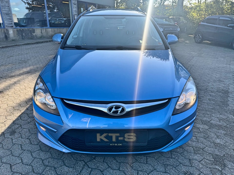 Hyundai i30 1,6 CRDi 90 Comfort CW 5d