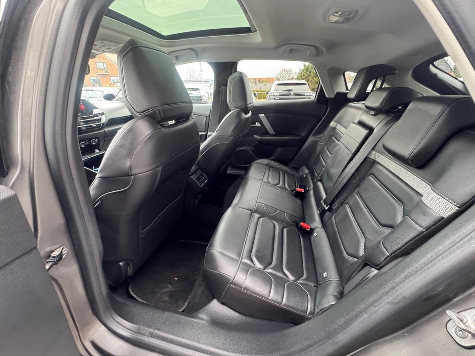 Citroën C4 1,5 BlueHDi 130 Shine Sport EAT8 5d