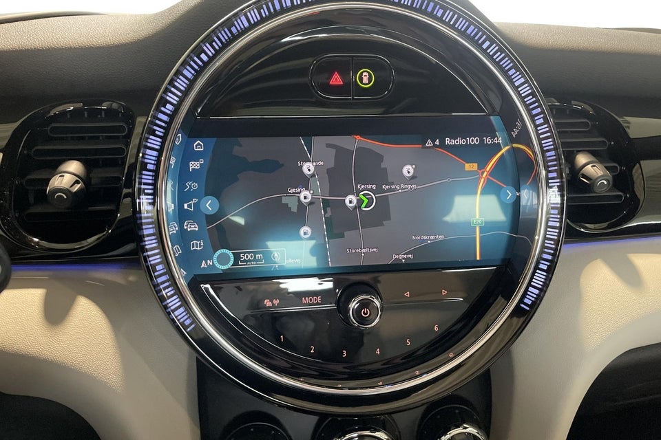 MINI Cooper SE Maximise 3d