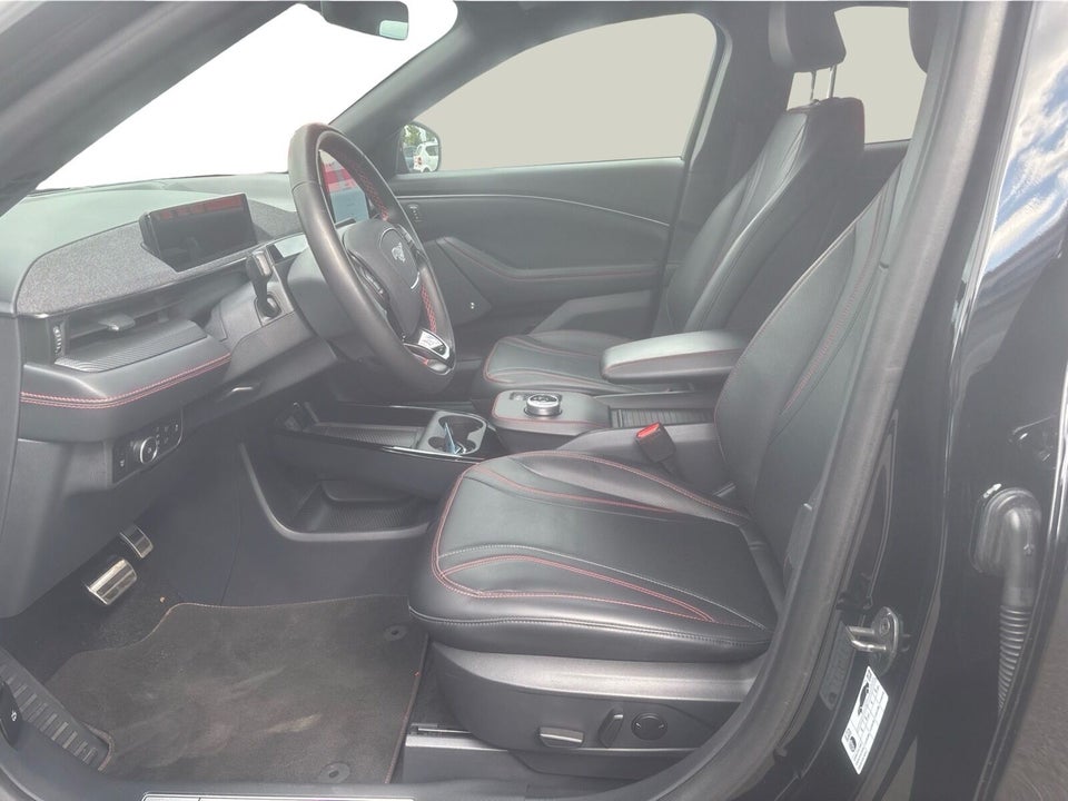 Ford Mustang Mach-E 88 Premium Extended Range 5d
