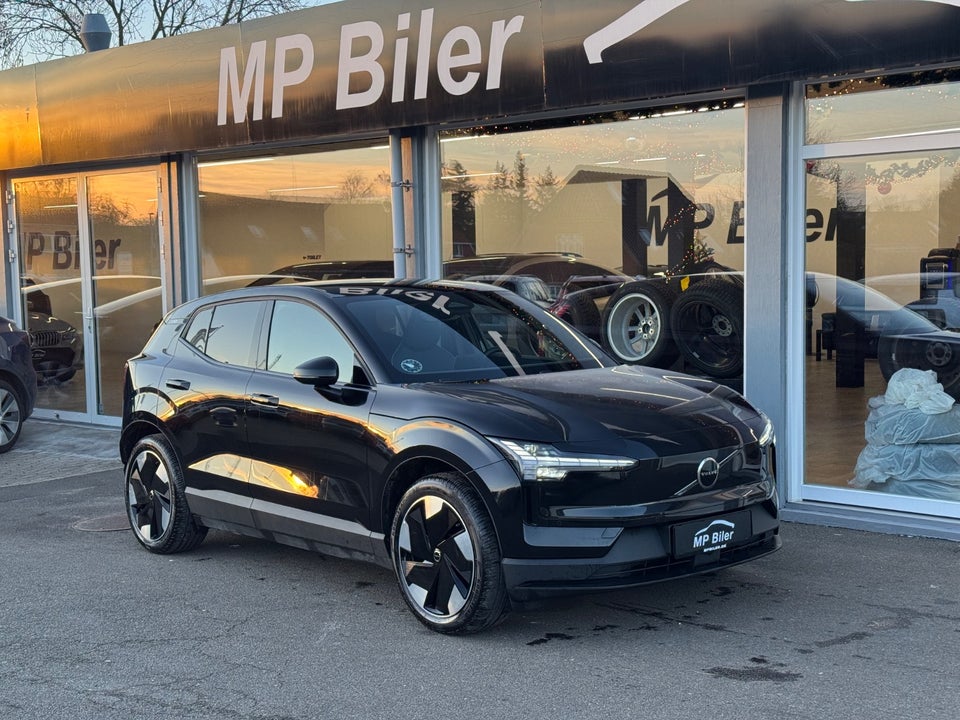 Volvo EX30 Twin Performance Plus 5d