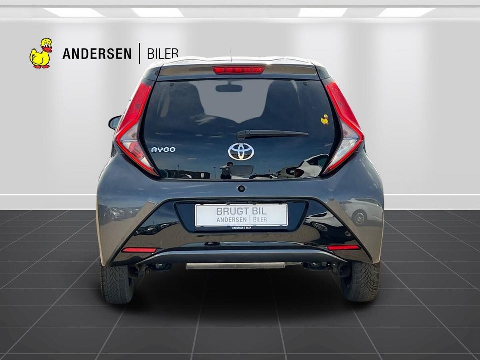 Toyota Aygo 1,0 VVT-i x-press 5d