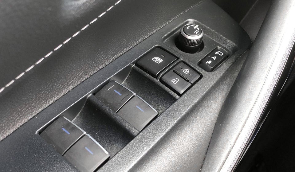 Toyota Corolla 1,8 Hybrid Active Premium Touring Sports MDS 5d