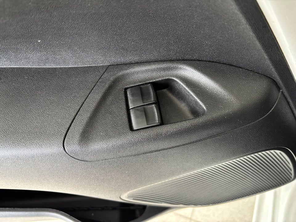 Toyota Aygo 1,0 VVT-i x-play 5d