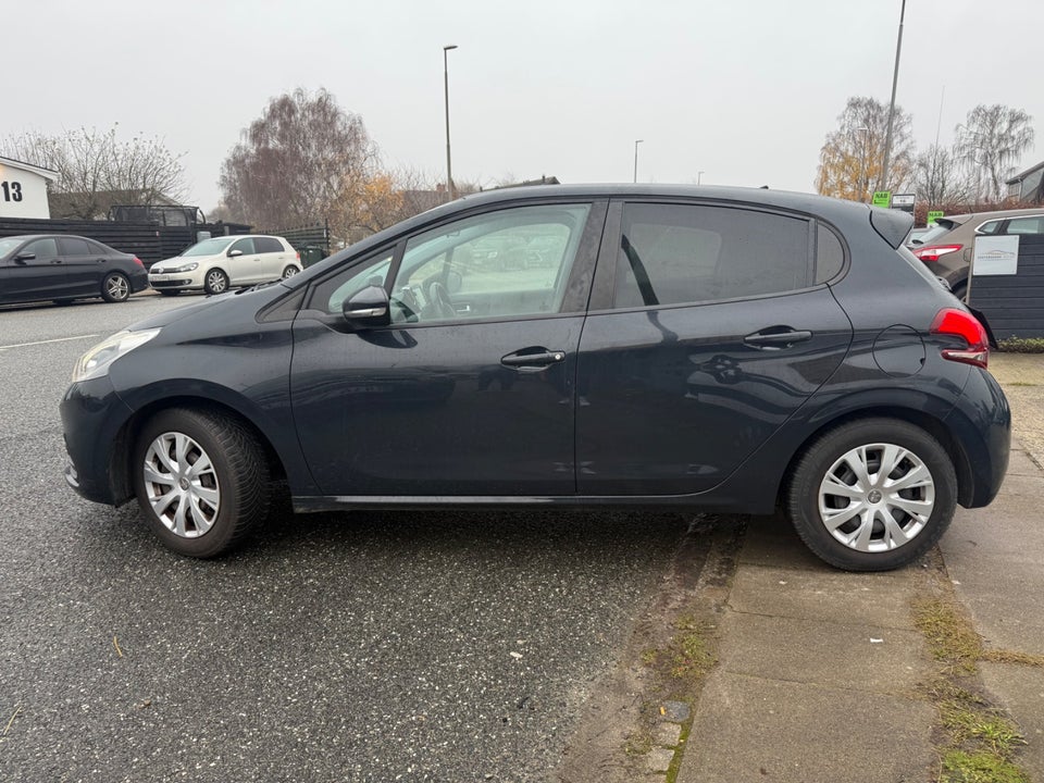 Peugeot 208 1,6 BlueHDi 100 Active 5d