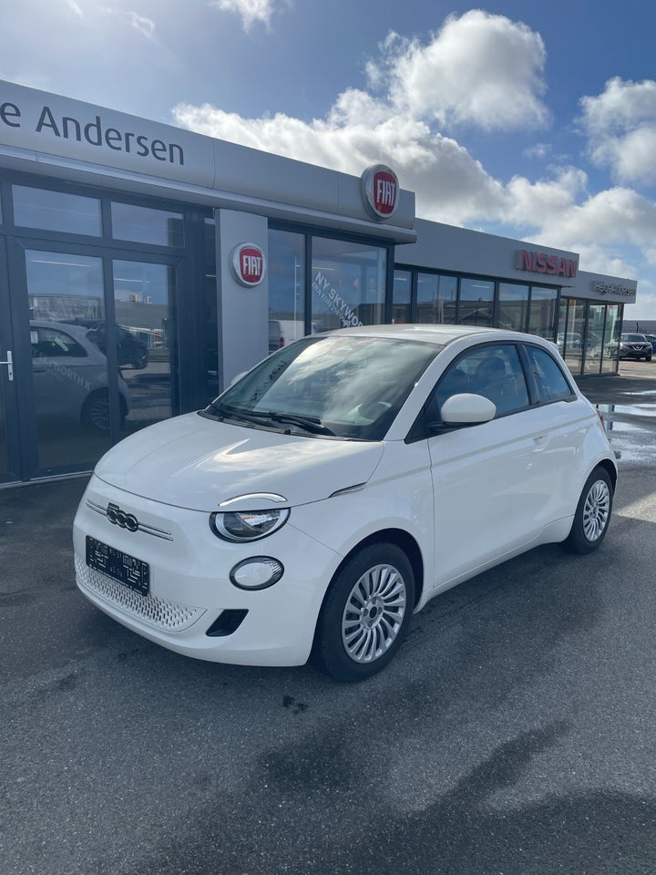 Fiat 500e 42 Icon 3d