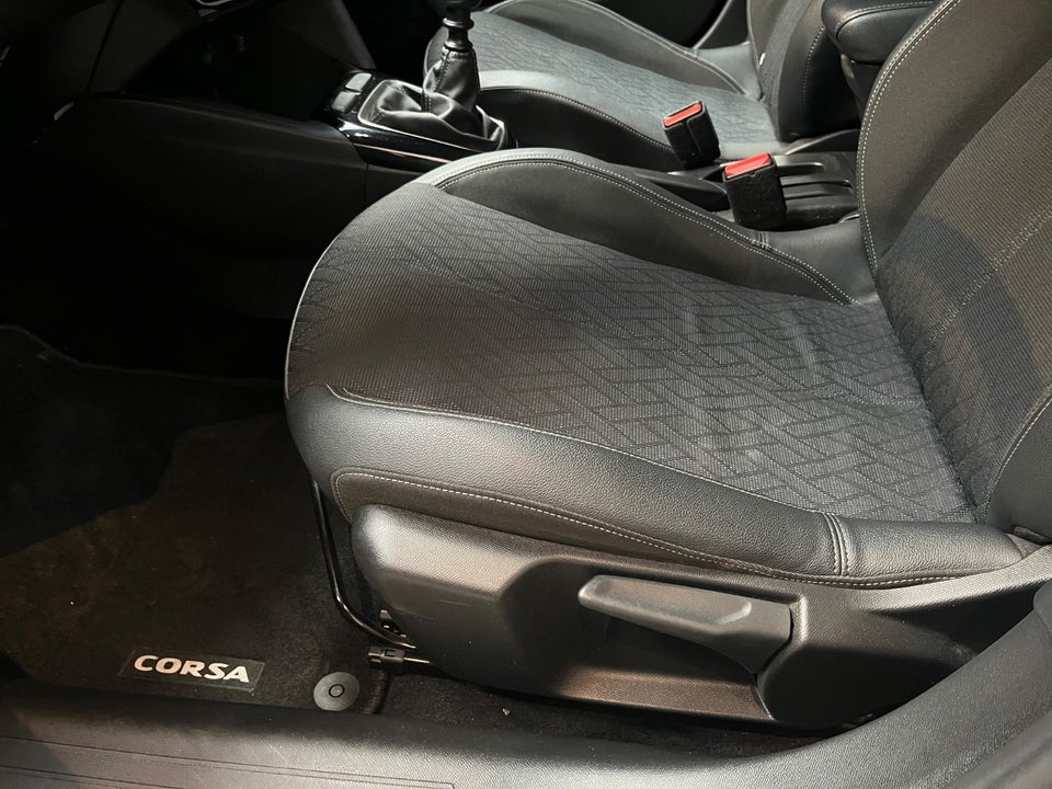 Opel Corsa 1,5 D 102 Elegance 5d