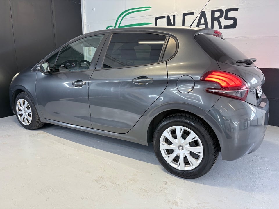 Peugeot 208 1,2 VTi 82 Supreme 5d