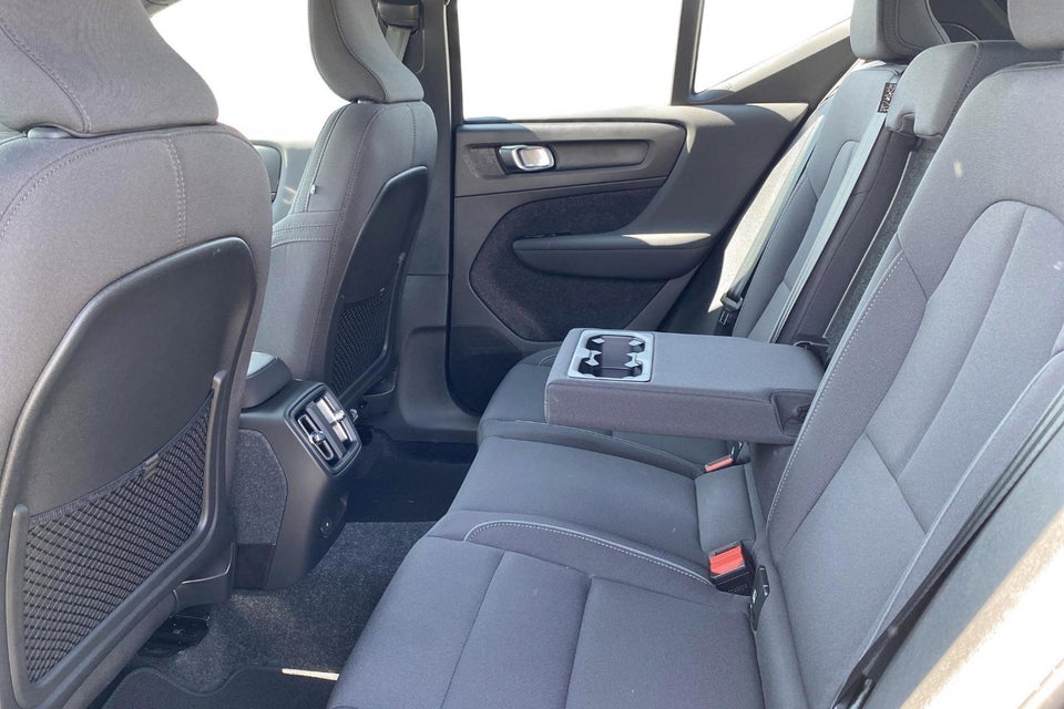 Volvo XC40 ReCharge Start 5d