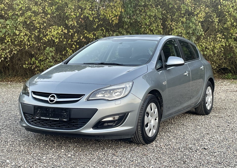 Opel Astra 1,4 100 Enjoy 5d