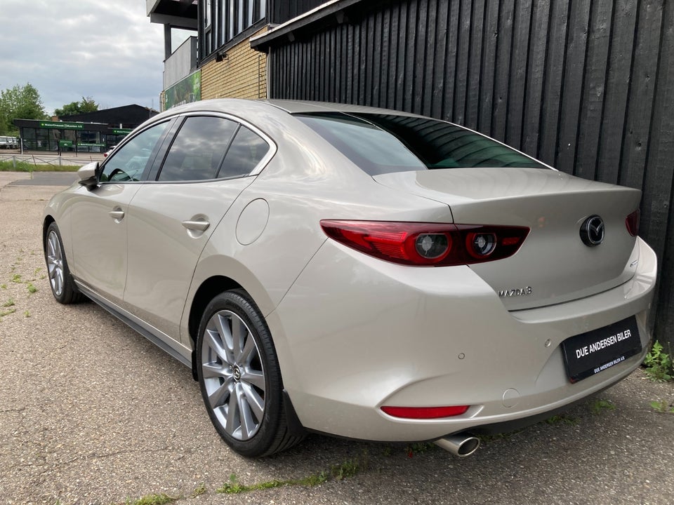 Mazda 3 2,0 e-SkyActiv-G 150 Exclusive-Line 4d