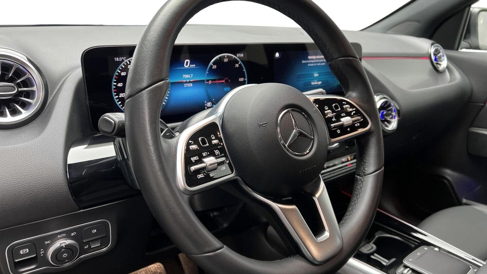 Mercedes EQA250+ Progressive 5d