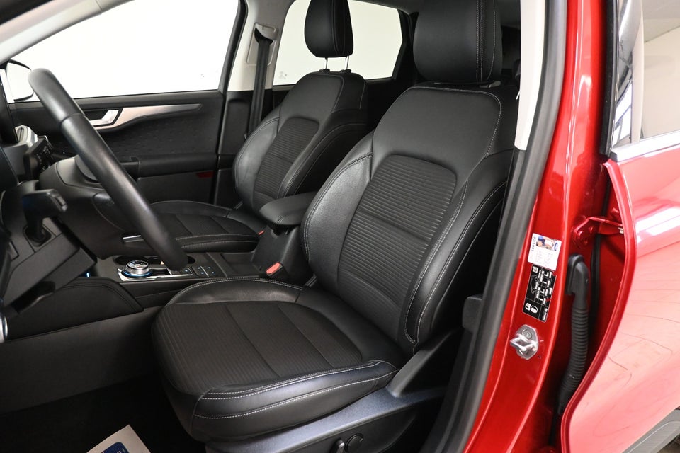 Ford Kuga 2,5 PHEV Titanium X CVT 5d