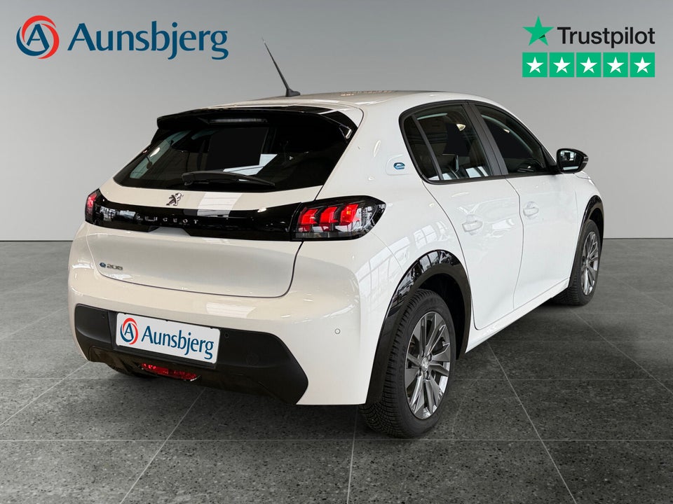 Peugeot e-208 50 Active 5d