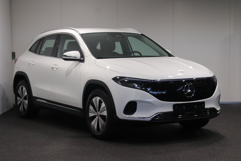 Mercedes EQA250 Progressive 5d