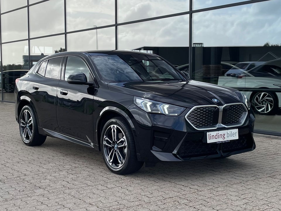 BMW iX2 eDrive20 M-Sport 5d