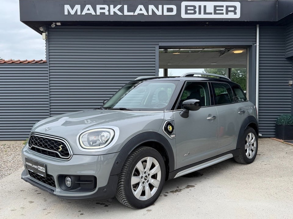 MINI Countryman Cooper SE 1,5 Essential aut. ALL4 5d