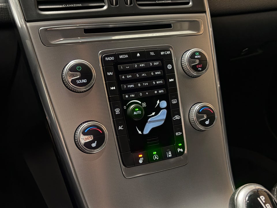 Volvo XC60 2,0 D4 190 Summum aut. 5d