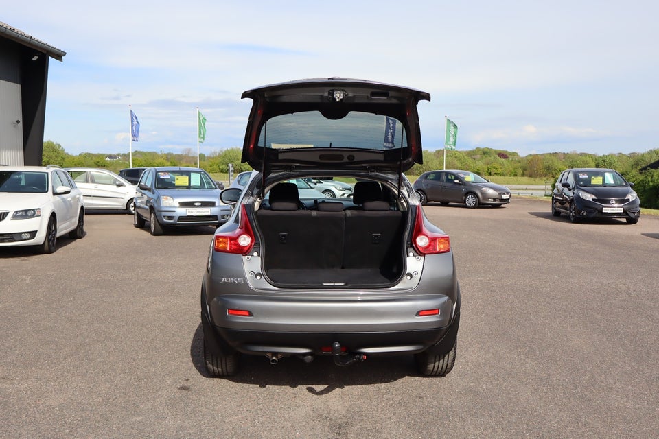 Nissan Juke 1,6 Tekna 5d