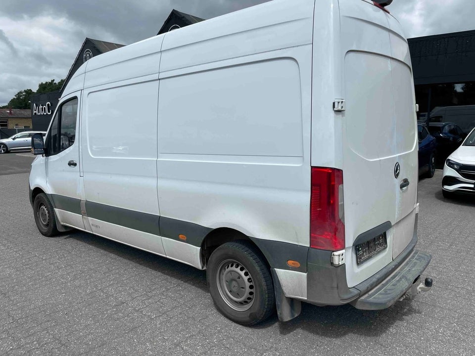 Mercedes Sprinter 214 2,2 CDi A2 Kassevogn aut. FWD