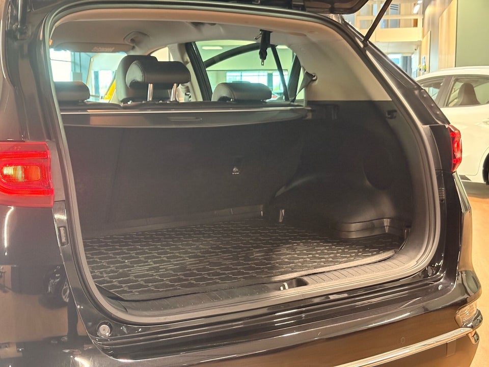 Kia Sportage 1,6 T-GDi Vision DCT 5d