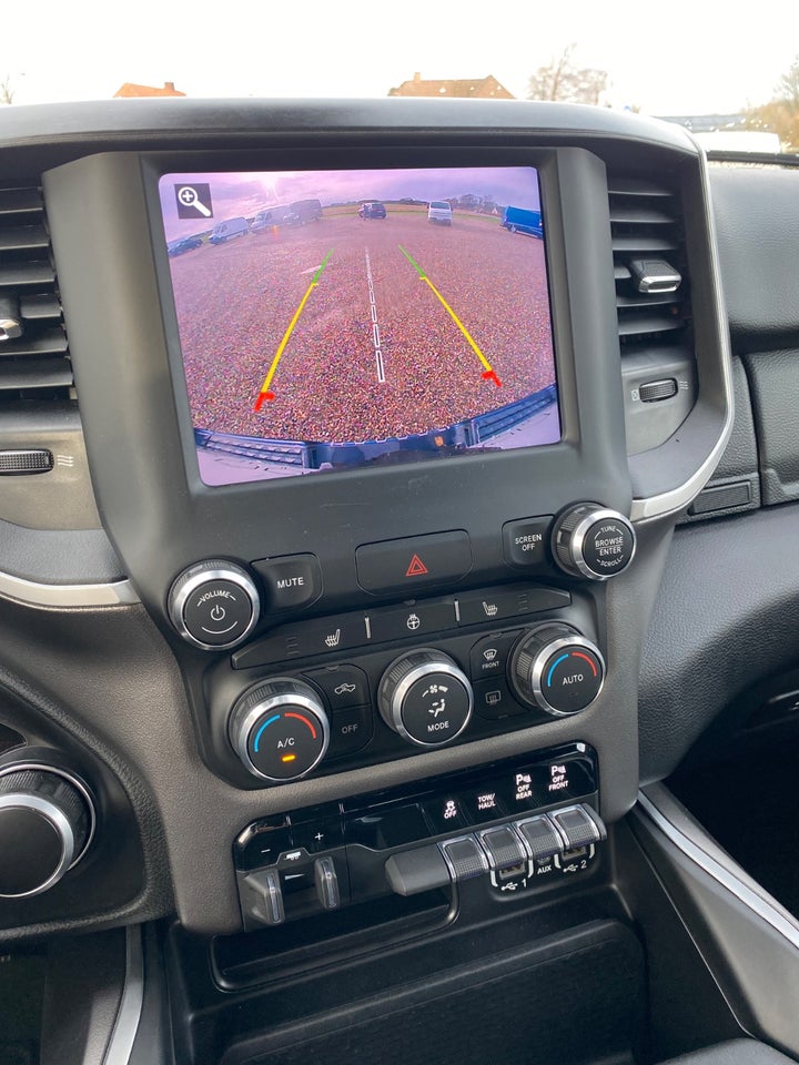 Dodge RAM 1500 5,7 V8 Hemi Laramie Sport aut. 4d