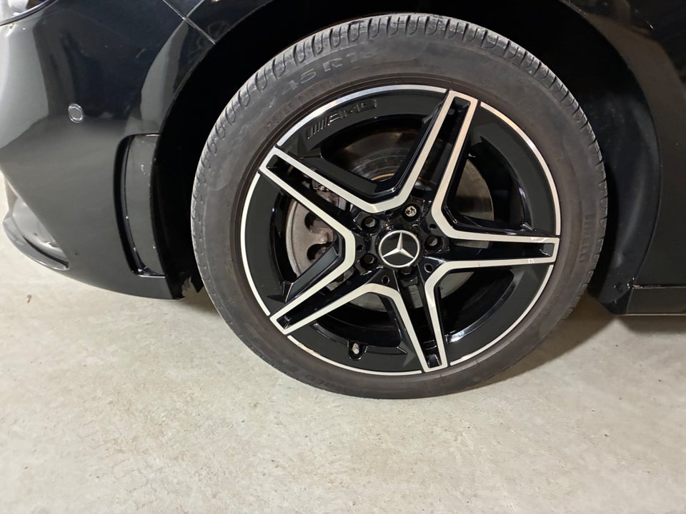 Mercedes B250 e 1,3 AMG Line aut. 5d