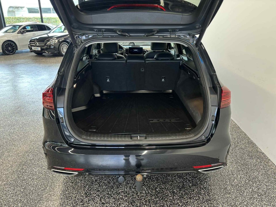 Kia Ceed 1,6 PHEV Upgrade Premium+ SW DCT 5d