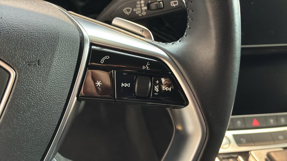 Audi e-tron 55 Advanced quattro 5d