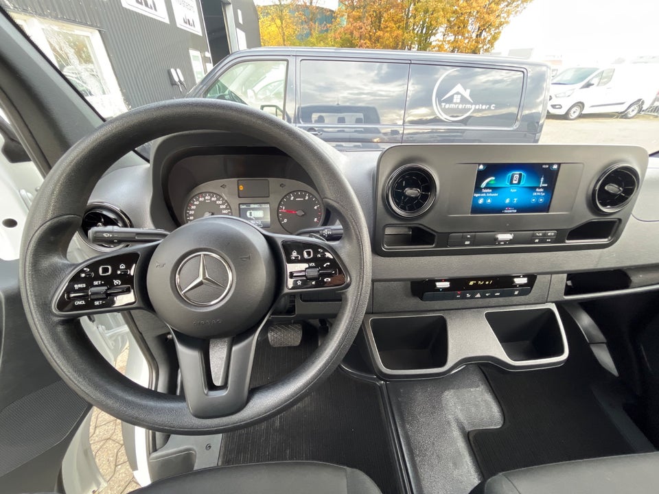 Mercedes Sprinter 317 2,0 CDi A1 Chassis aut. RWD 2d