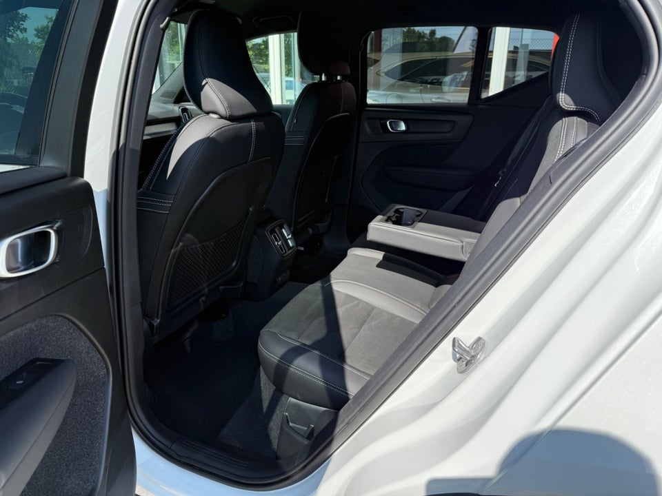 Volvo XC40 P6 ReCharge Plus 5d