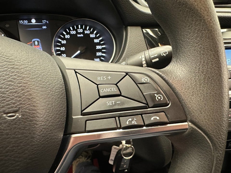 Nissan Qashqai 1,5 dCi 115 Visia 5d