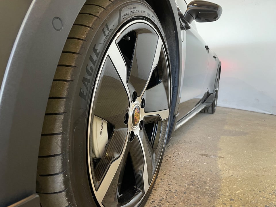 Porsche Taycan Turbo Performance+ Cross Turismo 5d