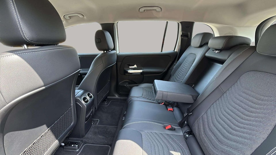 Mercedes EQB300 Progressive 4Matic 5d