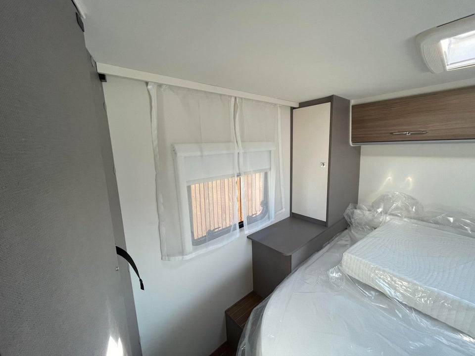 Etrusco T 7.3 QCF 2,0 aut. 4d