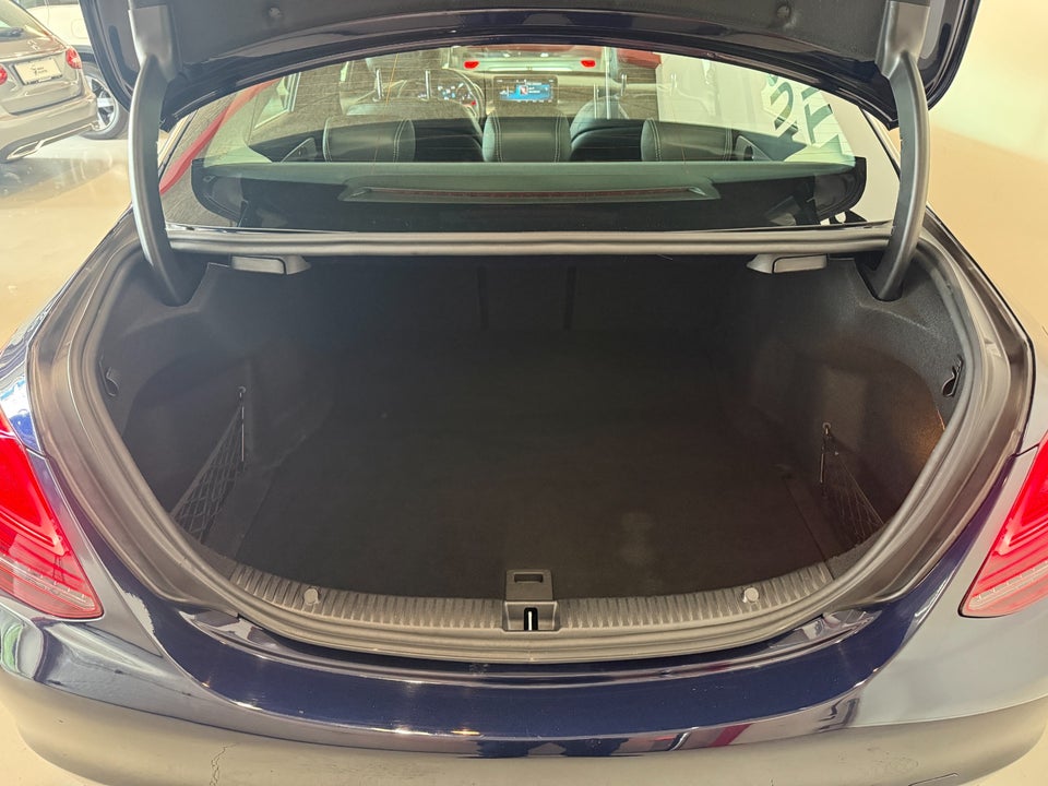 Mercedes C220 d 2,0 Advantage aut. 4d