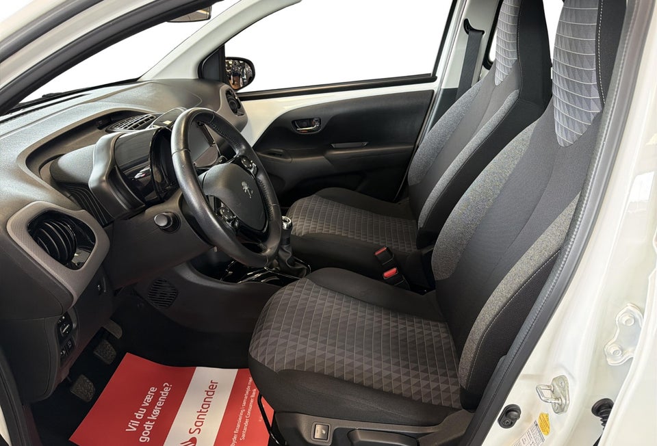 Peugeot 108 1,0 e-VTi 72 Allure+ 5d