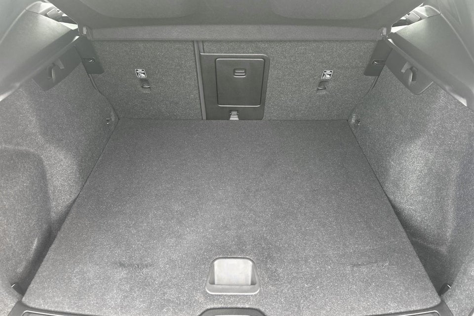 Volvo XC40 ReCharge Start 5d