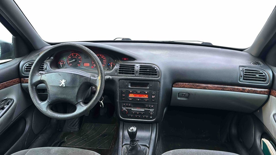 Peugeot 406 1,8 ST stc. 5d