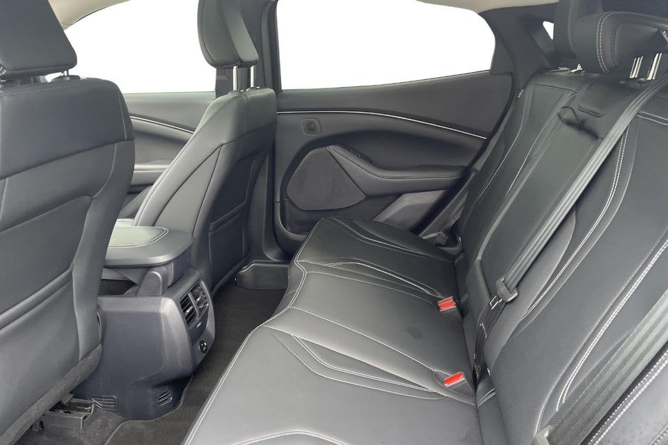 Ford Mustang Mach-E 70 Standard Range 5d