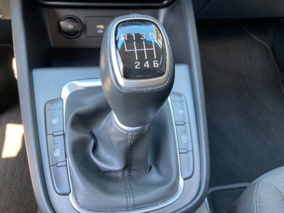 Hyundai Kona 1,0 T-GDi Essential 5d