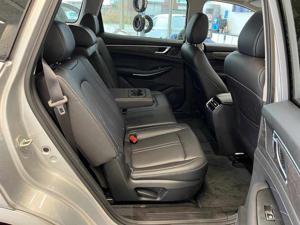 Navor E5 1,5 PHEV Rock 5d