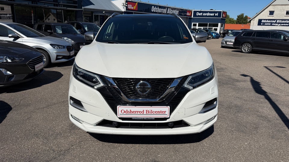 Nissan Qashqai 1,3 Dig-T 160 Tekna+ 5d