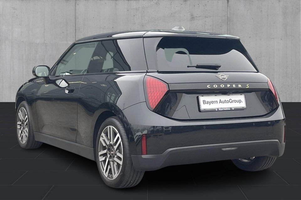 MINI Cooper SE Classic Trim M 3d