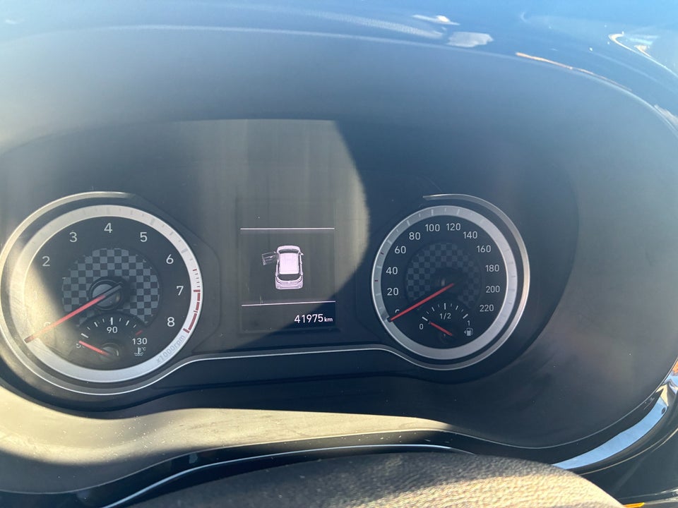 Hyundai i10 1,0 MPi Essential 5d