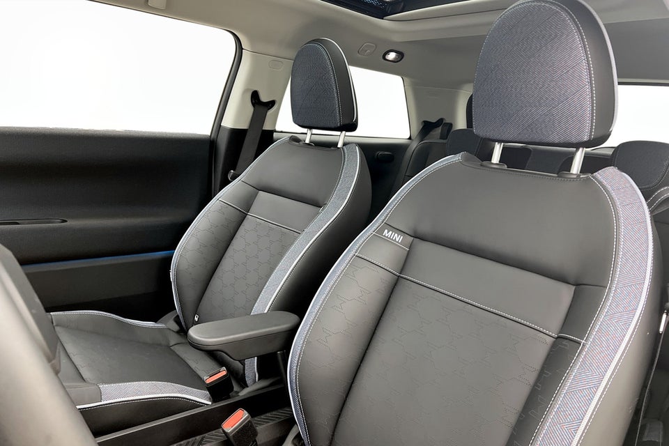 MINI Cooper SE Classic Trim XL 3d