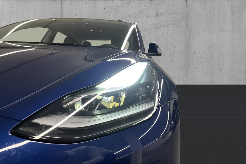 Tesla Model 3 Performance AWD 4d