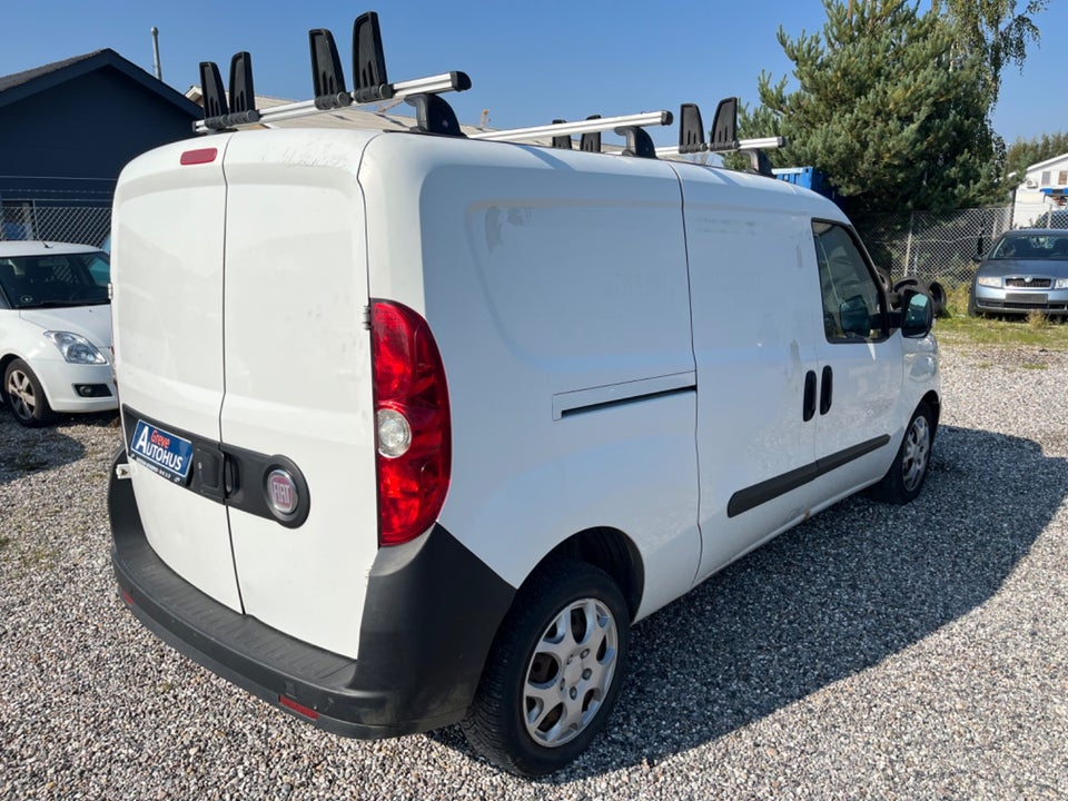 Fiat Doblò Cargo 1,3 MJT Basic L2 4d